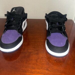 . Jordan size 6y